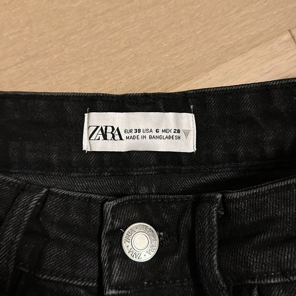 Zara denim shorts - Picture 3 of 4